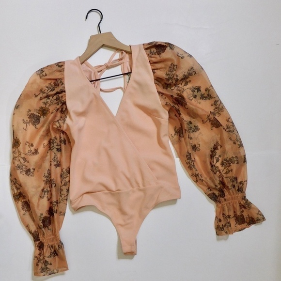 FREE PEOPLE Intimately Floral Puff Sleeve Puff-ect Bodysuit Romantic X-Small - Picture 3 of 15